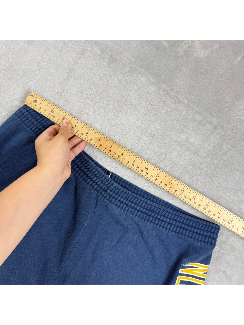 Vintage Notre Dame Fighting Irish Shorts Mens L Navy Made USA College 90s NCAA